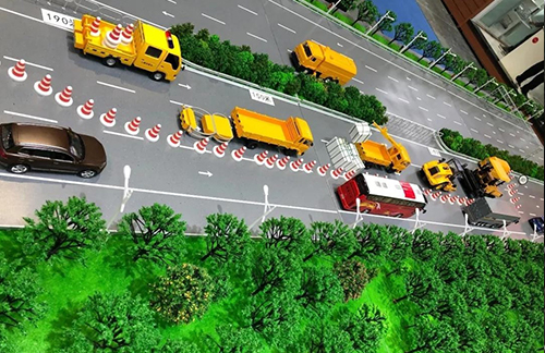 防撞缓冲车